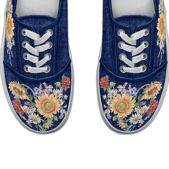 BLOWOUT PRICE Bradford exchange sunshine shoes - Picture 3 of 6